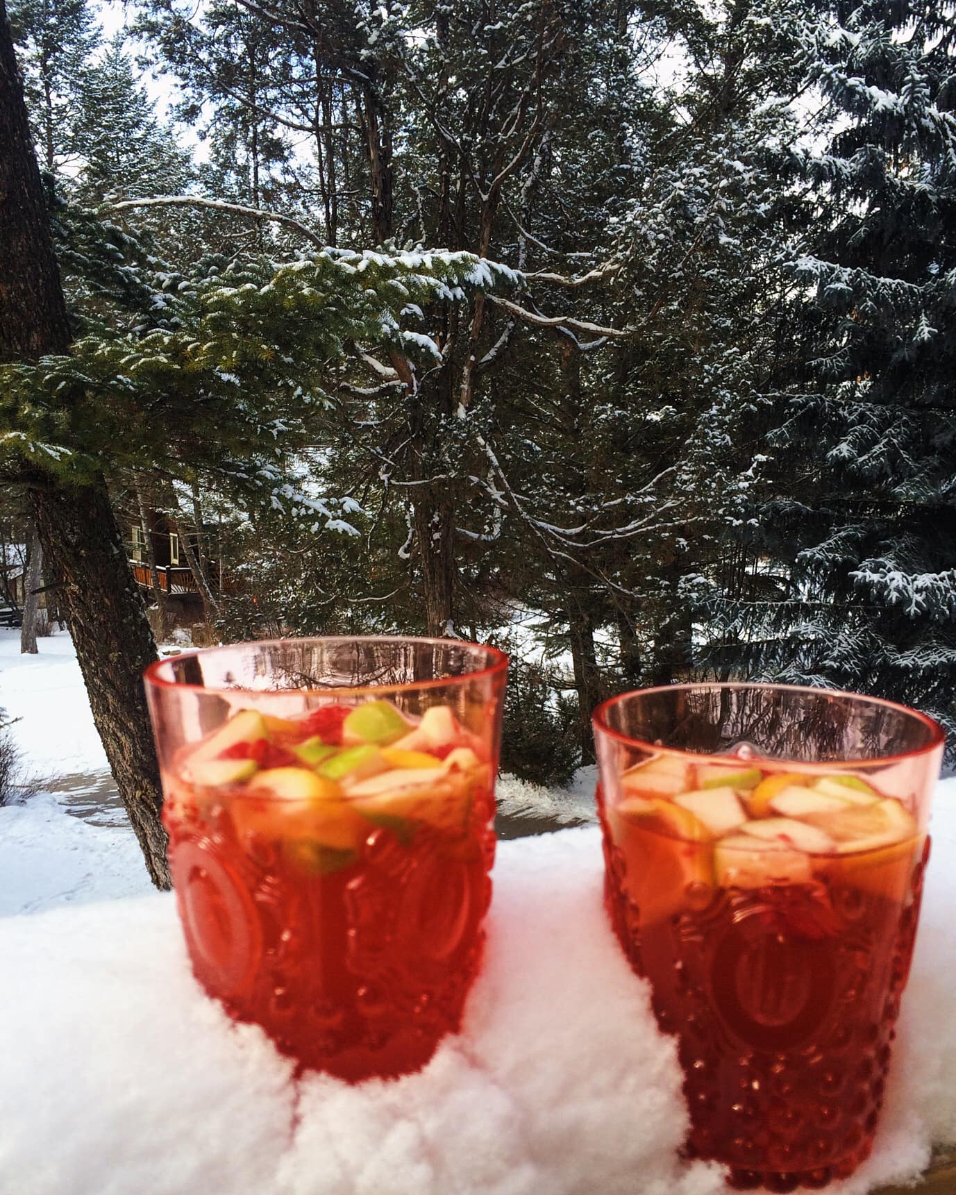 Winter Rosé Sangria l Cooking in my Genes l cookinginmygenes.com