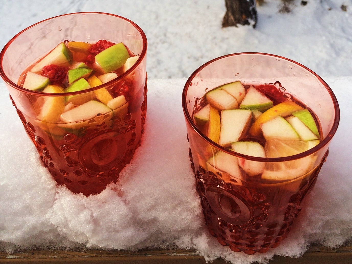 Winter Rosé Sangria l Cooking in my Genes l cookinginmygenes.com