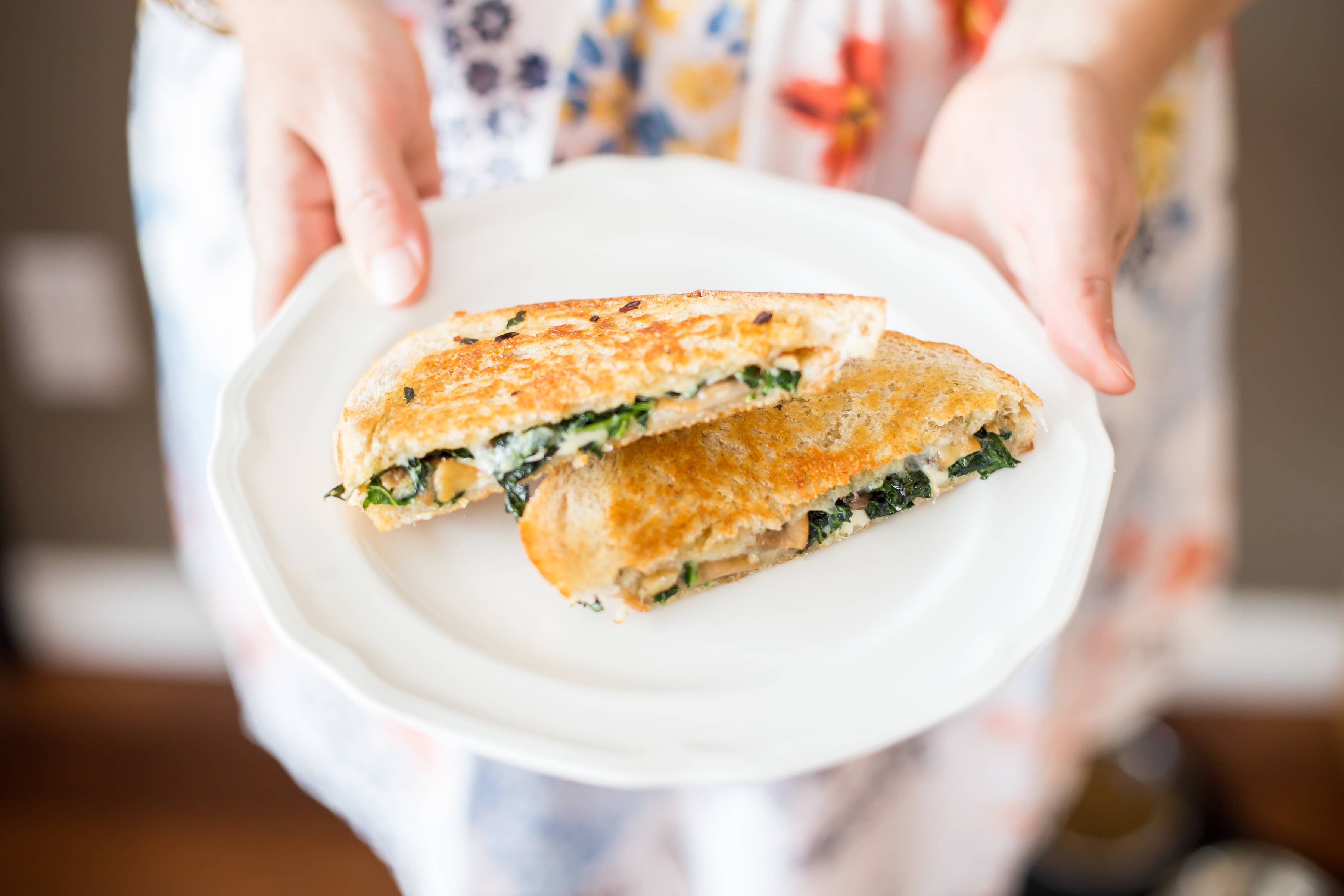 Kale-Mushroom Grilled Cheese l cookinginmygenes.com