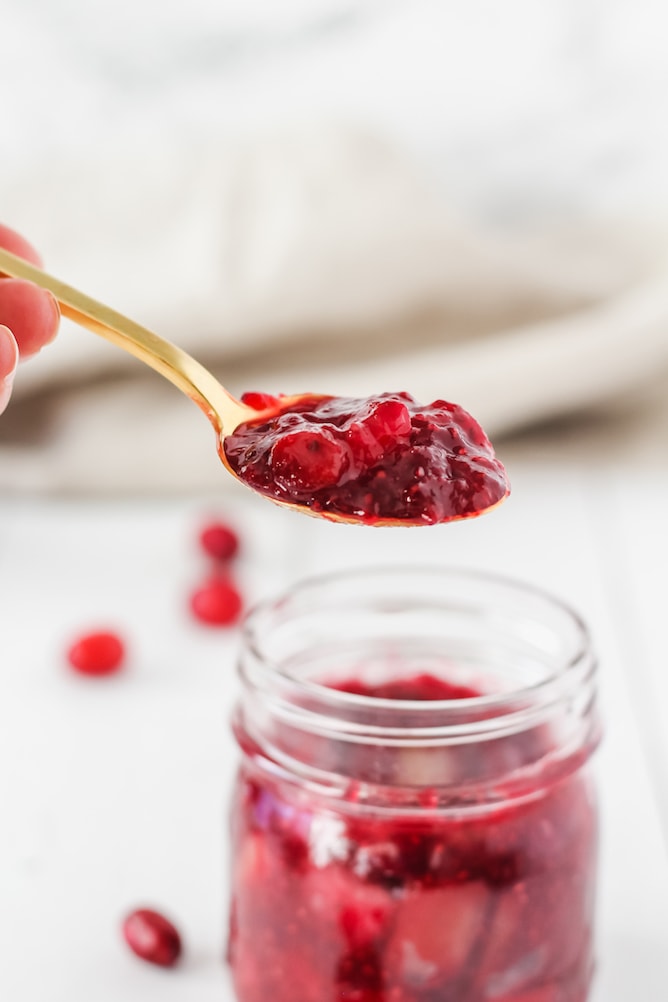 Cranberry Pear Chia Seed Jam | cookinginmygenes.com