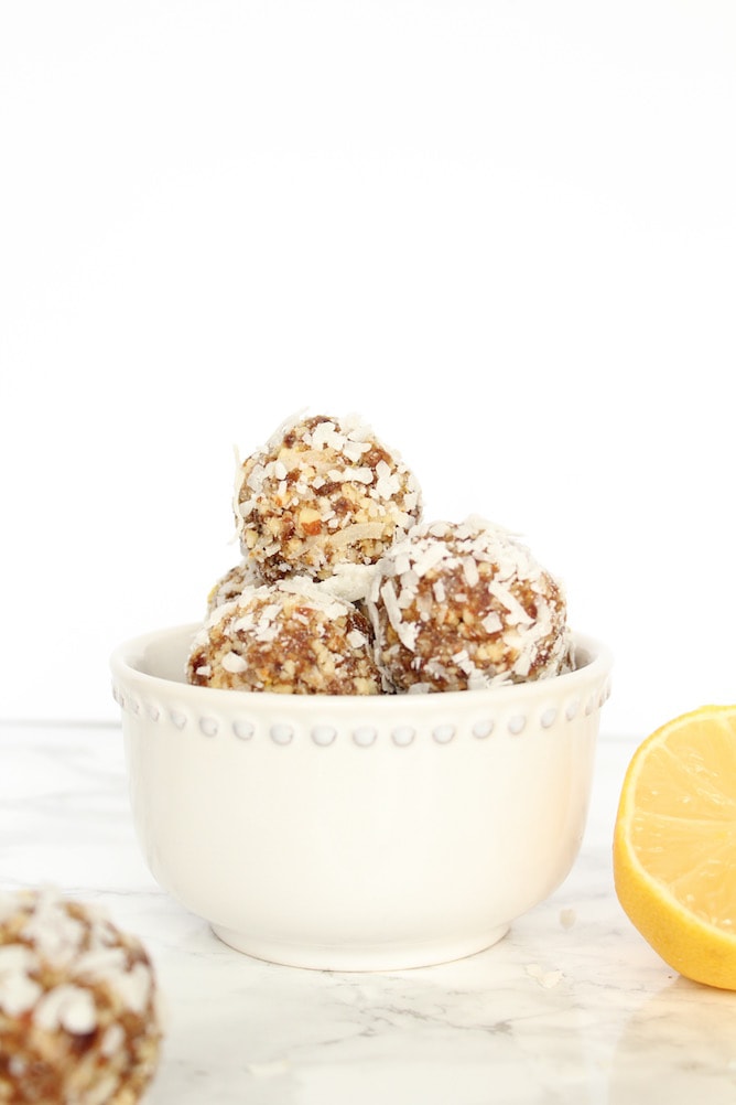 Lemon Coconut Power Balls | cookinginmygenes.com