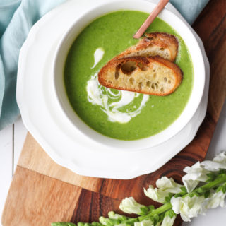 Easy Pea Soup | cookinginmygenes.com