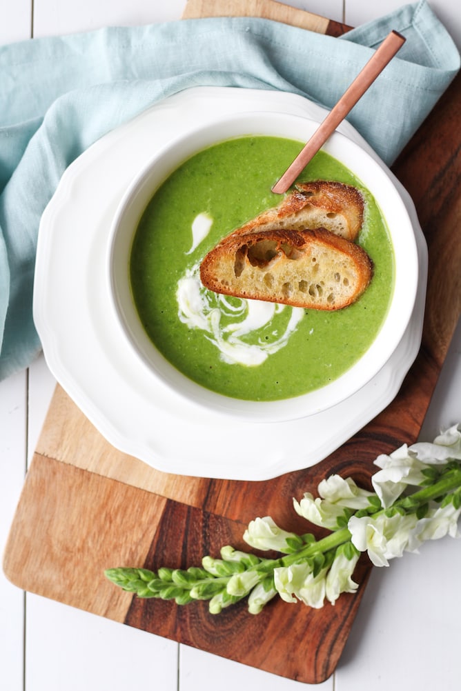 Easy Pea Soup | cookinginmygenes.com