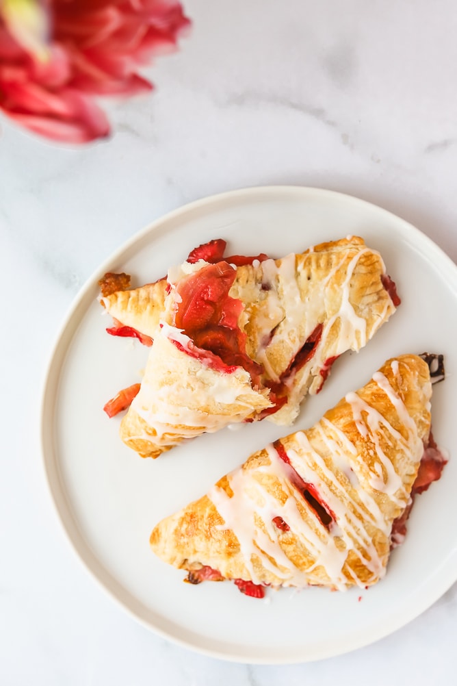 Strawberry Rhubarb Hand Pies 