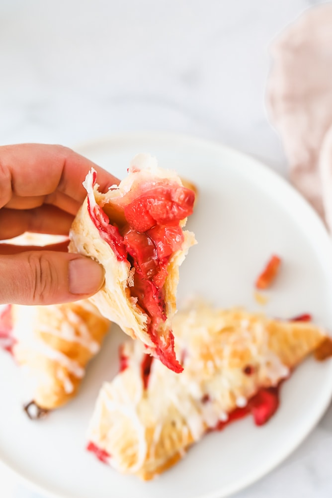 Strawberry Rhubarb Hand Pies 