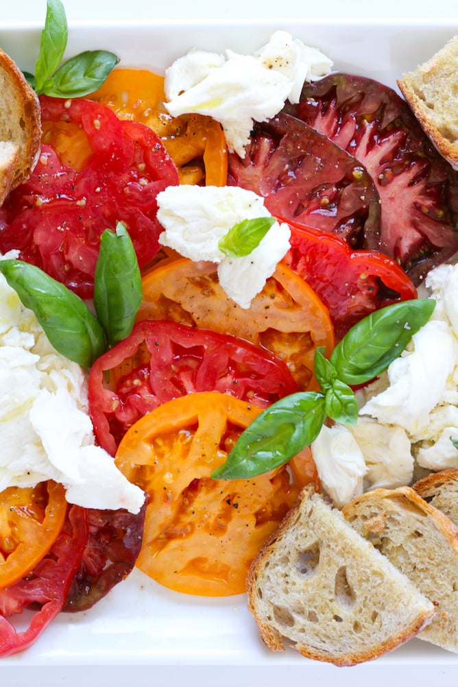 Heirloom Tomatoes, Mozzarella & Sourdough Bread Board | cookinginmygenes.com