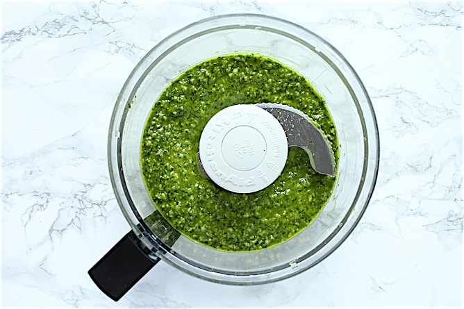 Easy Basil Pesto | cookinginmygenes.com