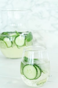 Minty Cucumber Lime Sangria | cookinginmygenes.com