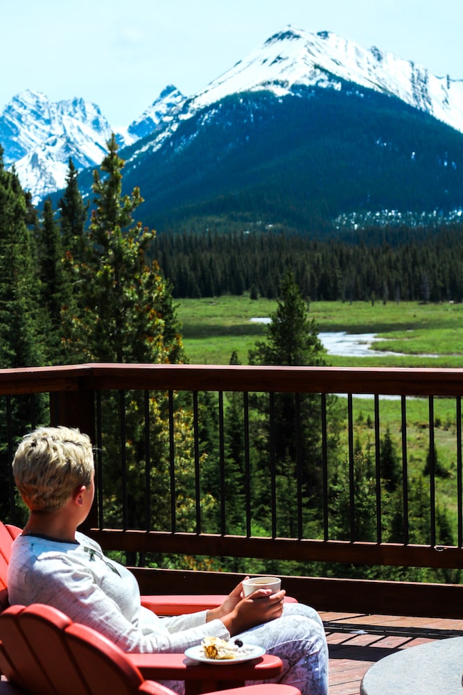 Afternoon Tea at Mount Engadine Lodge | cookinginmygenes.com