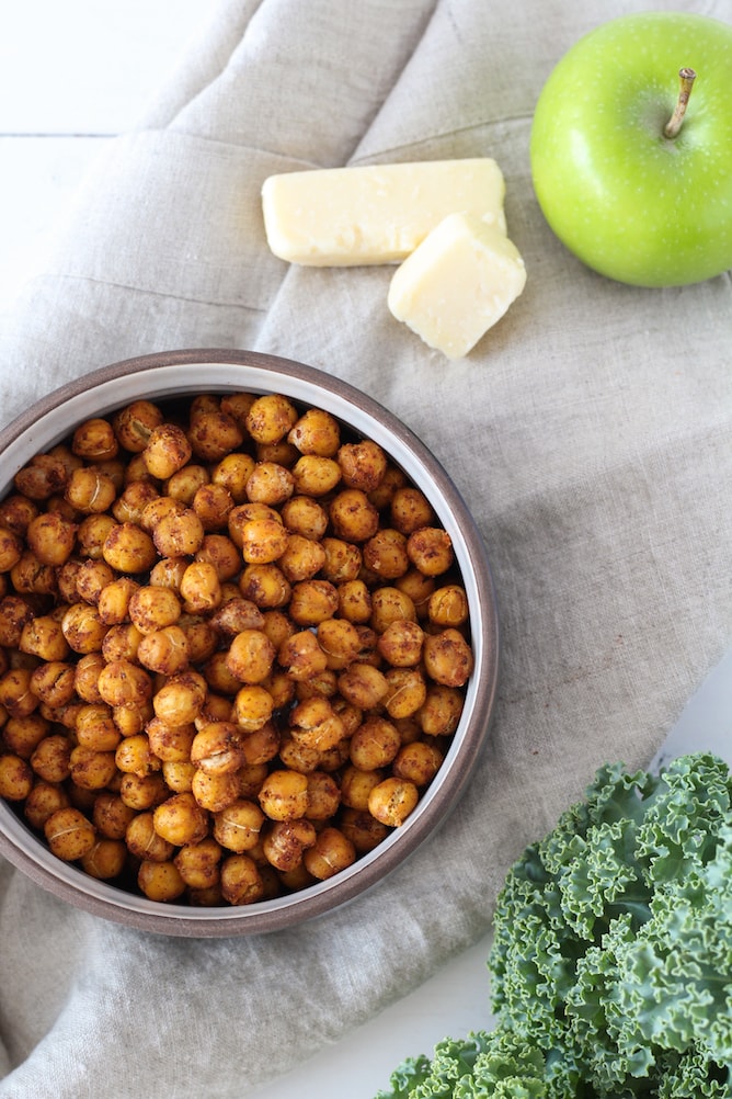 Kale, Apple and Cheddar Salad with Spicy Chickpeas | cookinginmygenes.com
