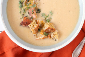 Roasted Cauliflower Soup | cookinginmygenes.com