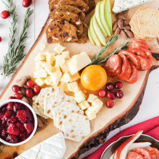 Festive Market Cheeseboard | cookinginmygenes.com