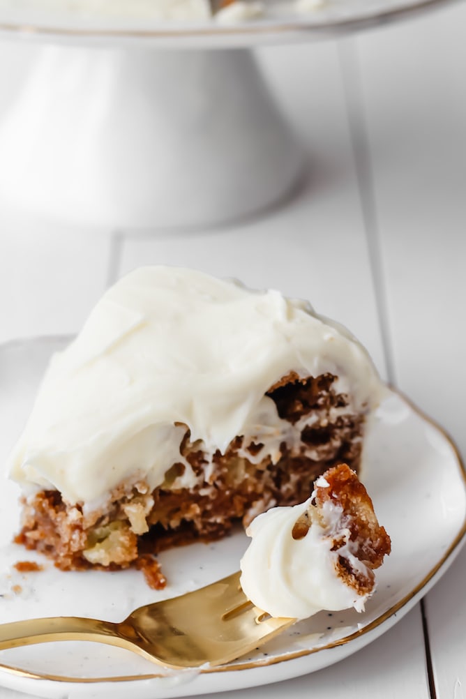 Apple Cinnamon Cake with Cream Cheese Icing | cookinginmygenes.com