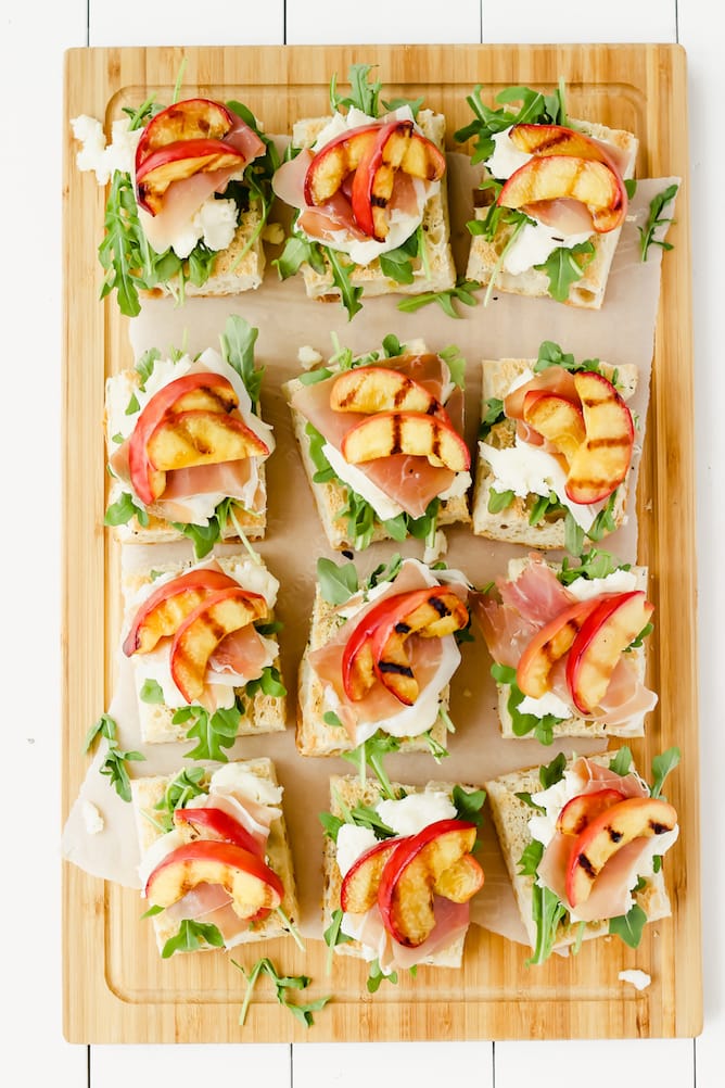 Peach & Prosciutto Summer Focaccia | cookinginmygenes.com