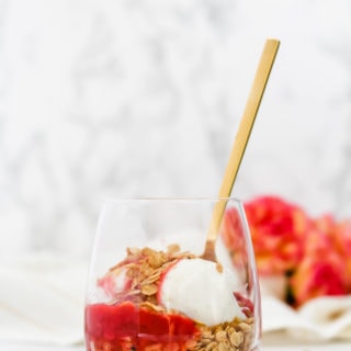 Strawberry Rhubarb Toasted Oat Sundae | cookinginmygenes.com