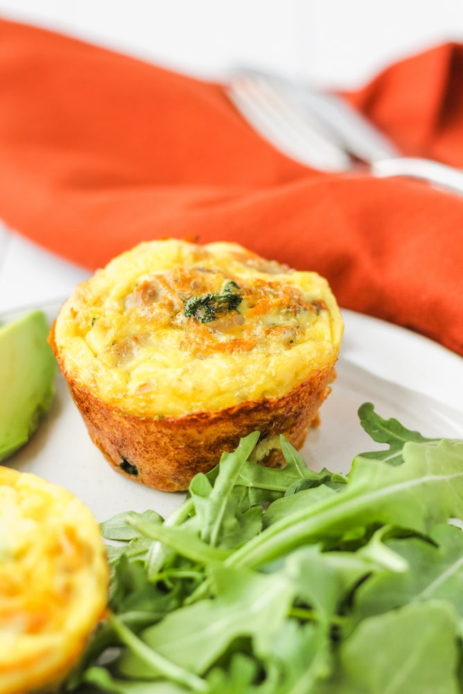 Savoury Turkey Breakfast Sausage Egg Muffins | cookinginmygenes.com