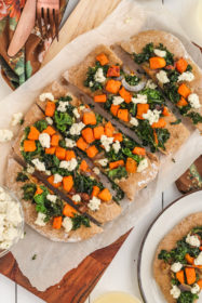 Roasted Sweet Potato Kale Flatbread | cookinginmygenes.com