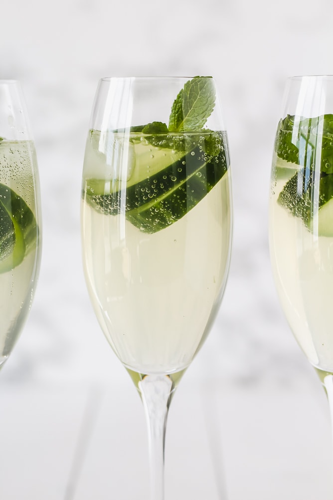 Minty Cucumber Gin Spritz | cookinginmygenes.com