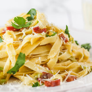 Leek & Pancetta Pasta | cookinginmygenes.com