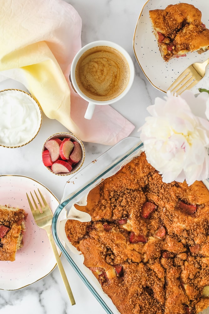 Rhubarb Cake | cookinginmygenes.com