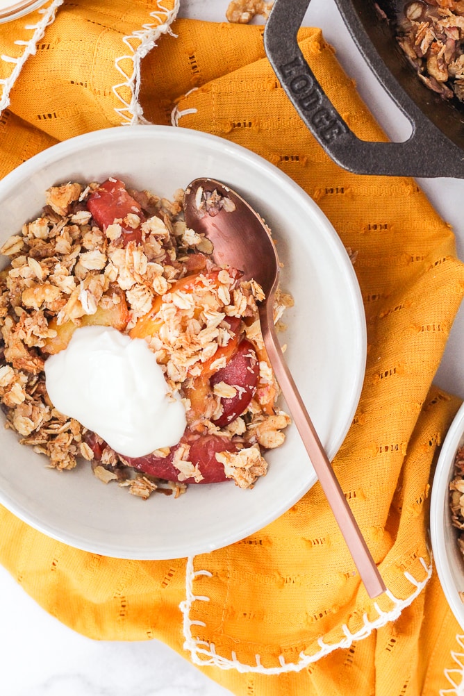 Stone Fruit Breakfast Crumble | cookinginmygenes.com