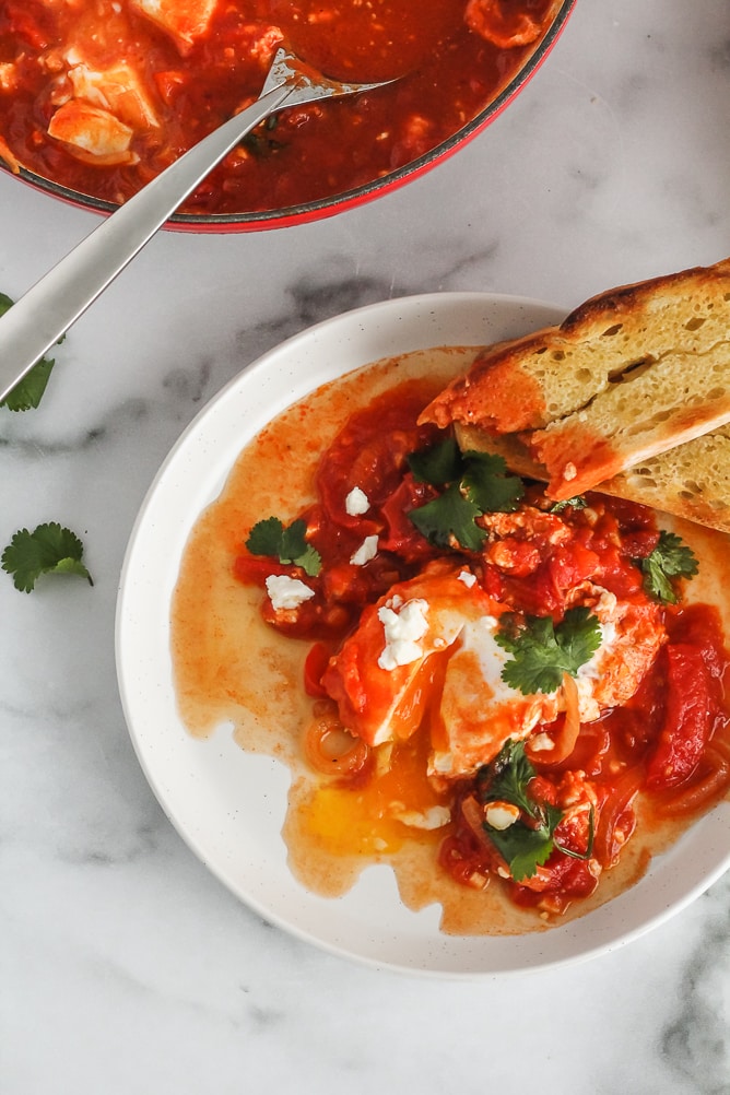 Shakshuka (Baked Eggs in Tomato Sauce) 