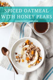 Spiced Oatmeal with Honey Pears