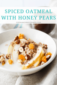 Spiced Oatmeal with Honey Pears