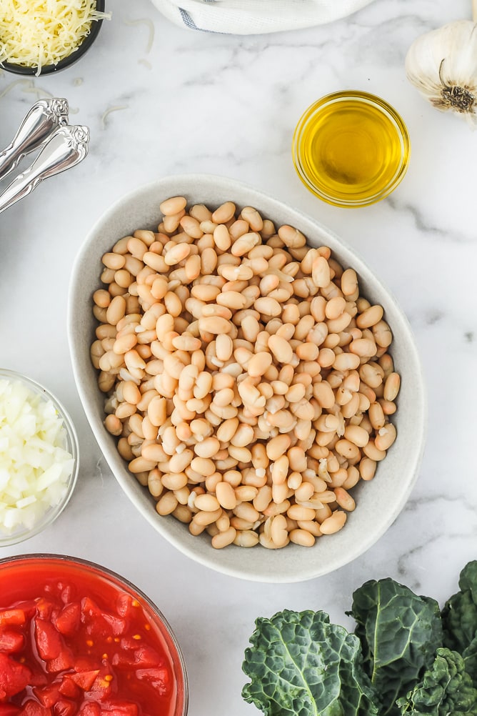 Quick White Beans with Tomatoes & Kale