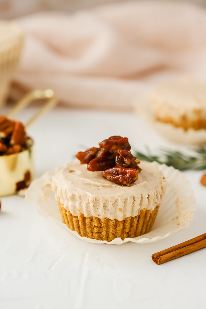 No Bake Gingerbread Mini Cheesecakes