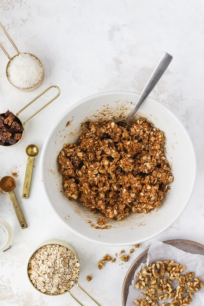 No Bake Oatmeal Energy Balls