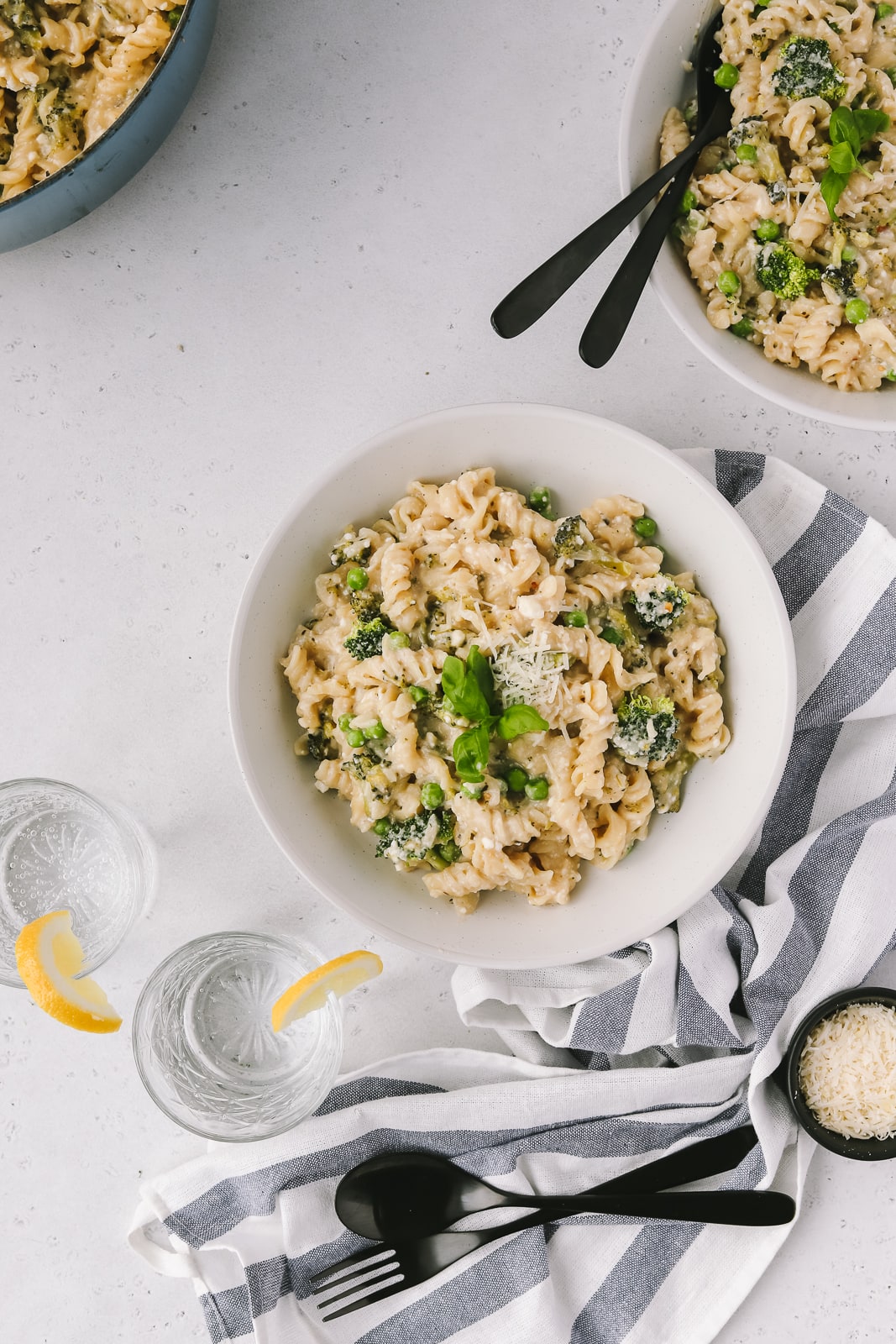 Cheesy One Pot Broccoli Pasta