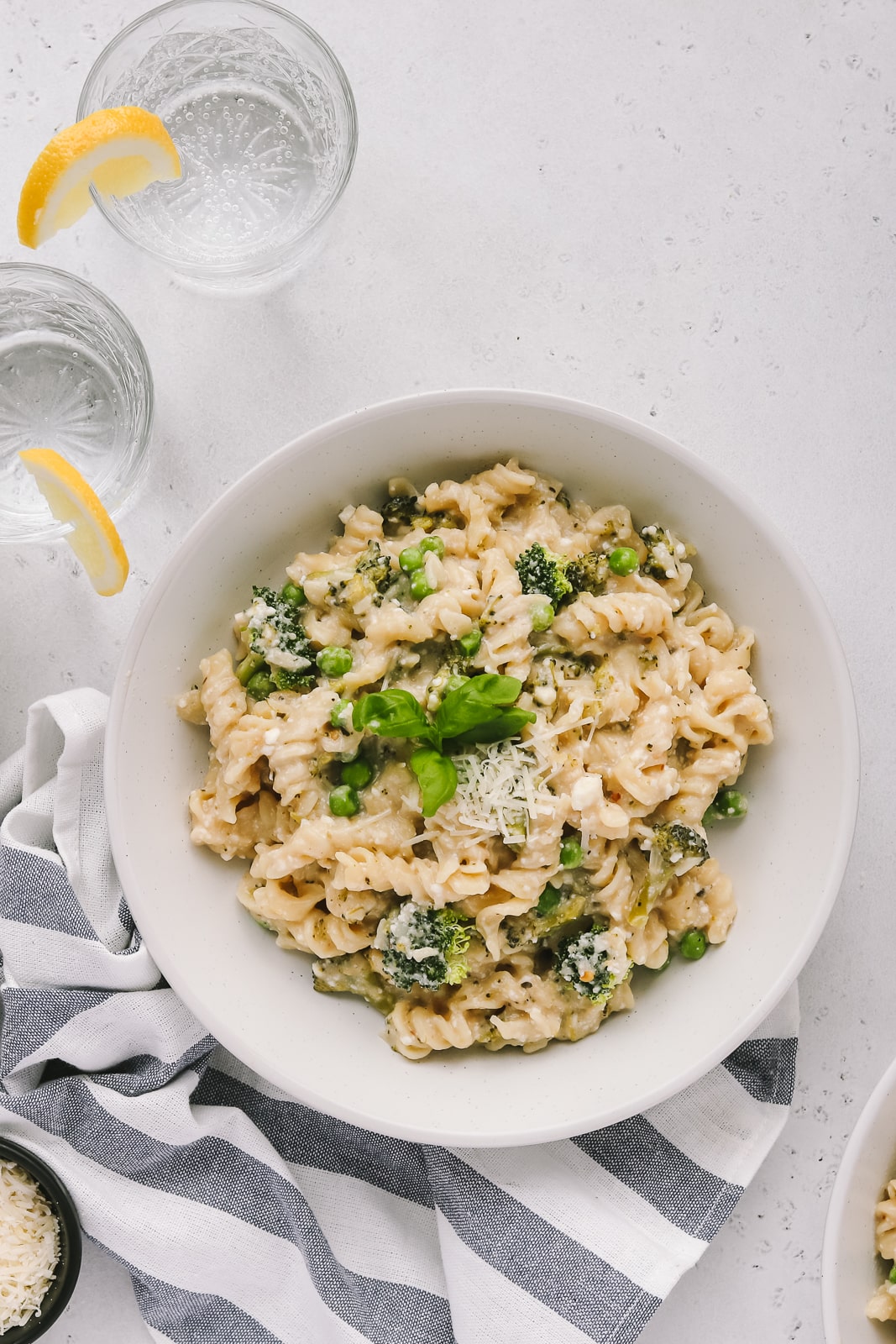 Cheesy One Pot Broccoli Pasta