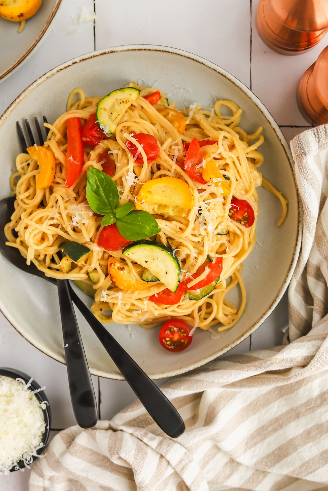 Easy one pot veggie pasta recipe