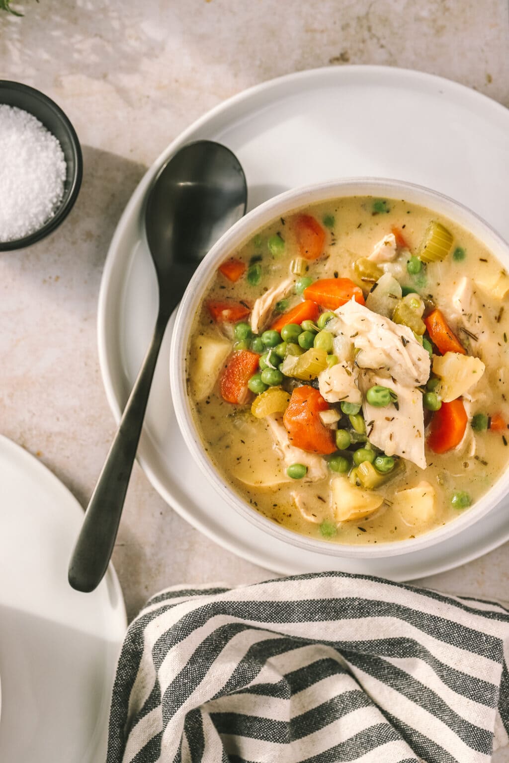 Easy Chicken Pot Pie Soup - Cooking in my Genes
