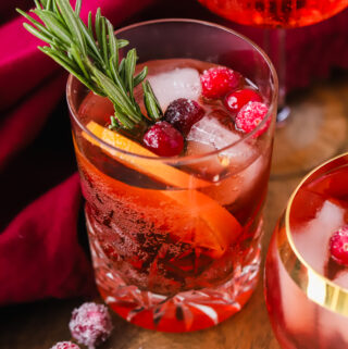 winter aperol spritz cocktail
