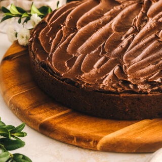 The Best Dark Chocolate Cake