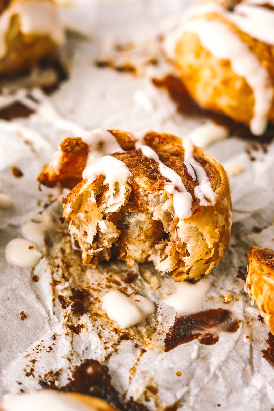 two bite cinnamon rolls with icing