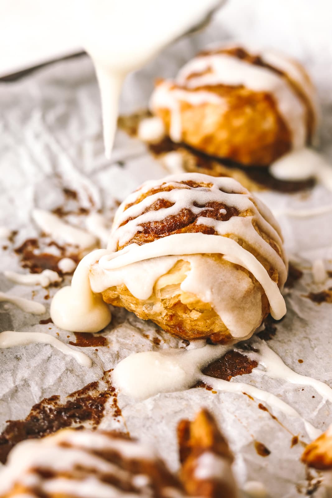 two bite cinnamon rolls with icing