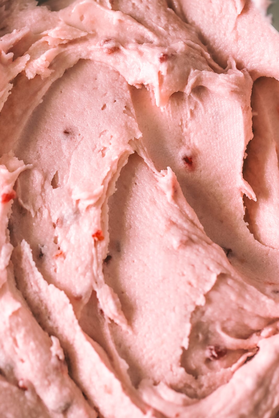 closeup of raspberry cream cheese frosting