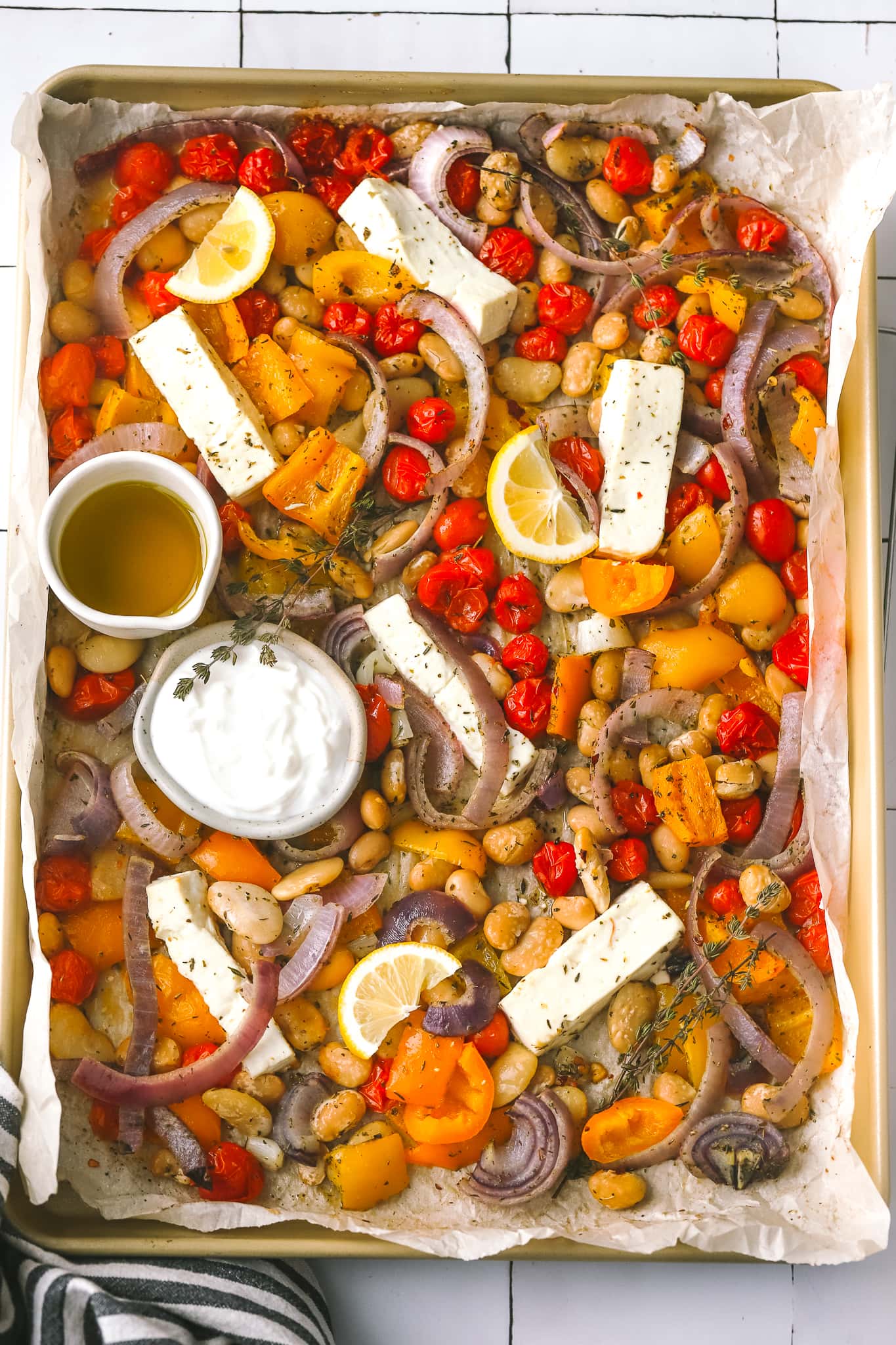 baked beans and vegetables with olive oil and yogurt