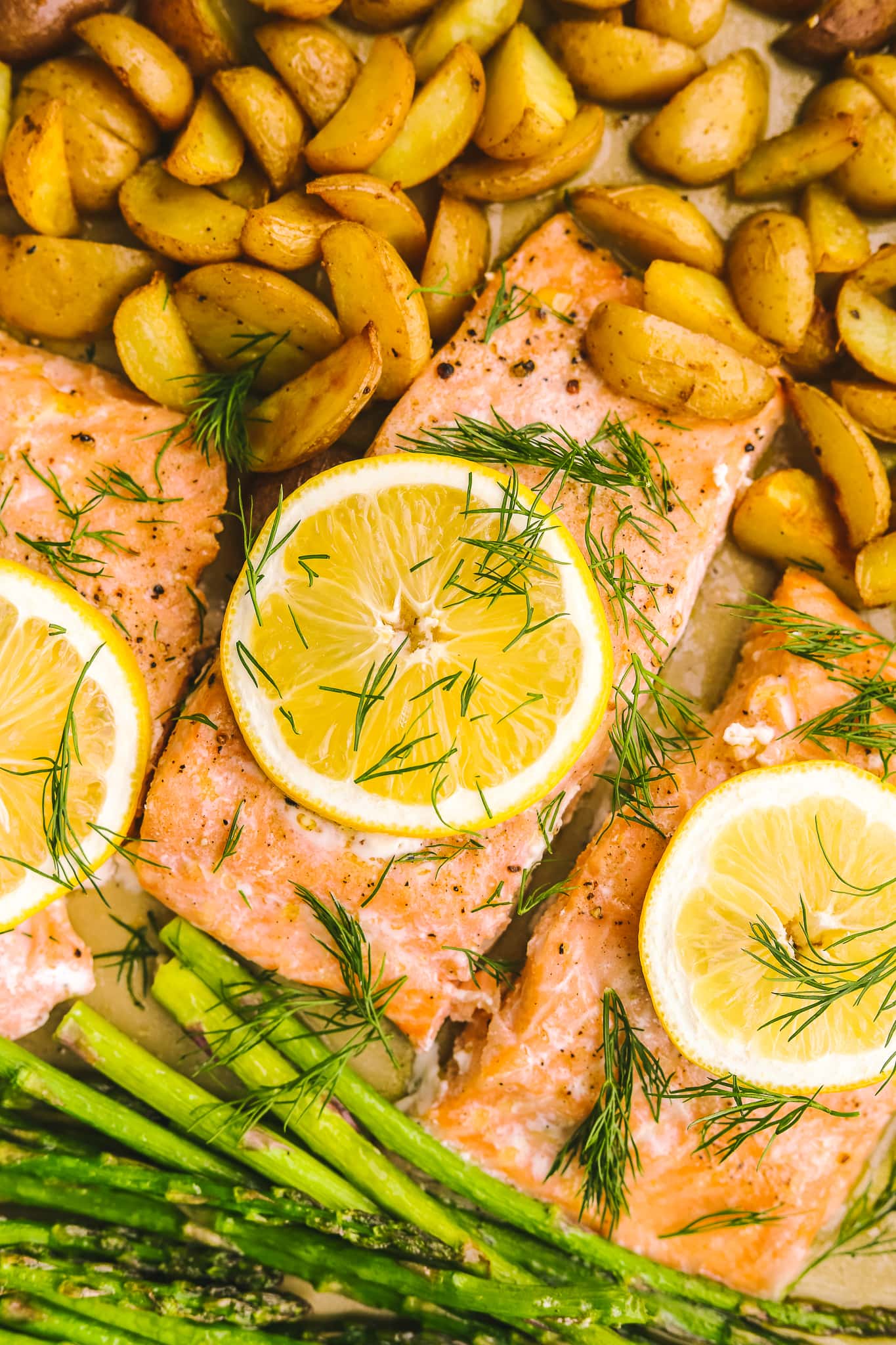 cooked Spring salmon with potatoes and asparagus