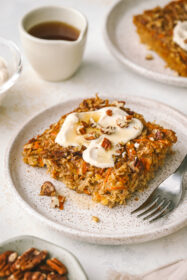 carrot cake oats with syrup