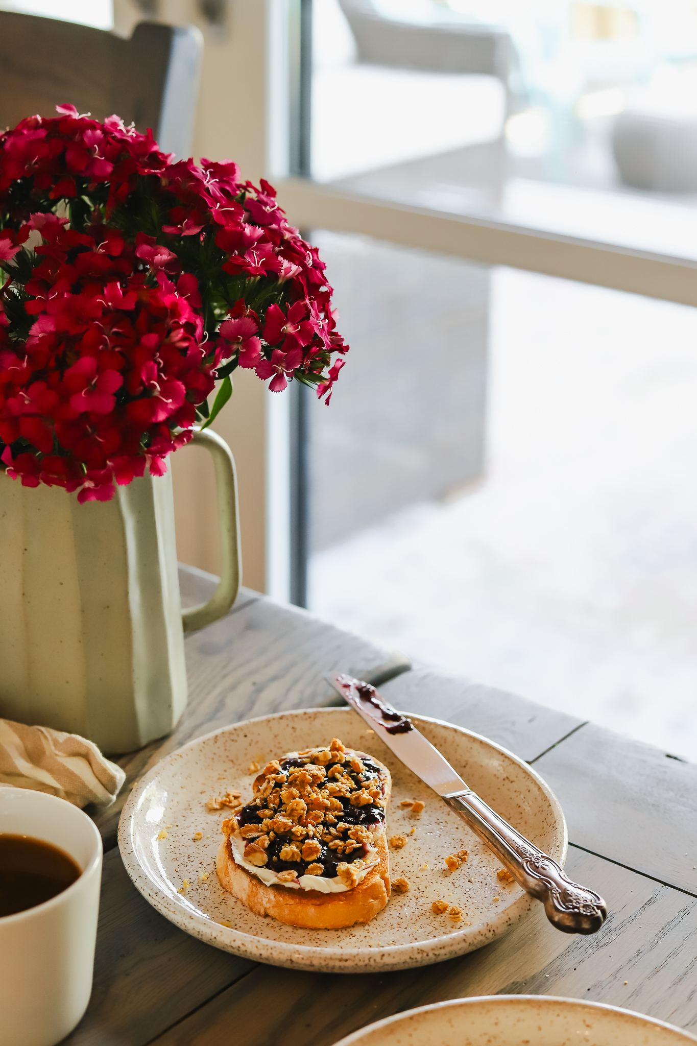 blueberry cheesecake toast on a plate