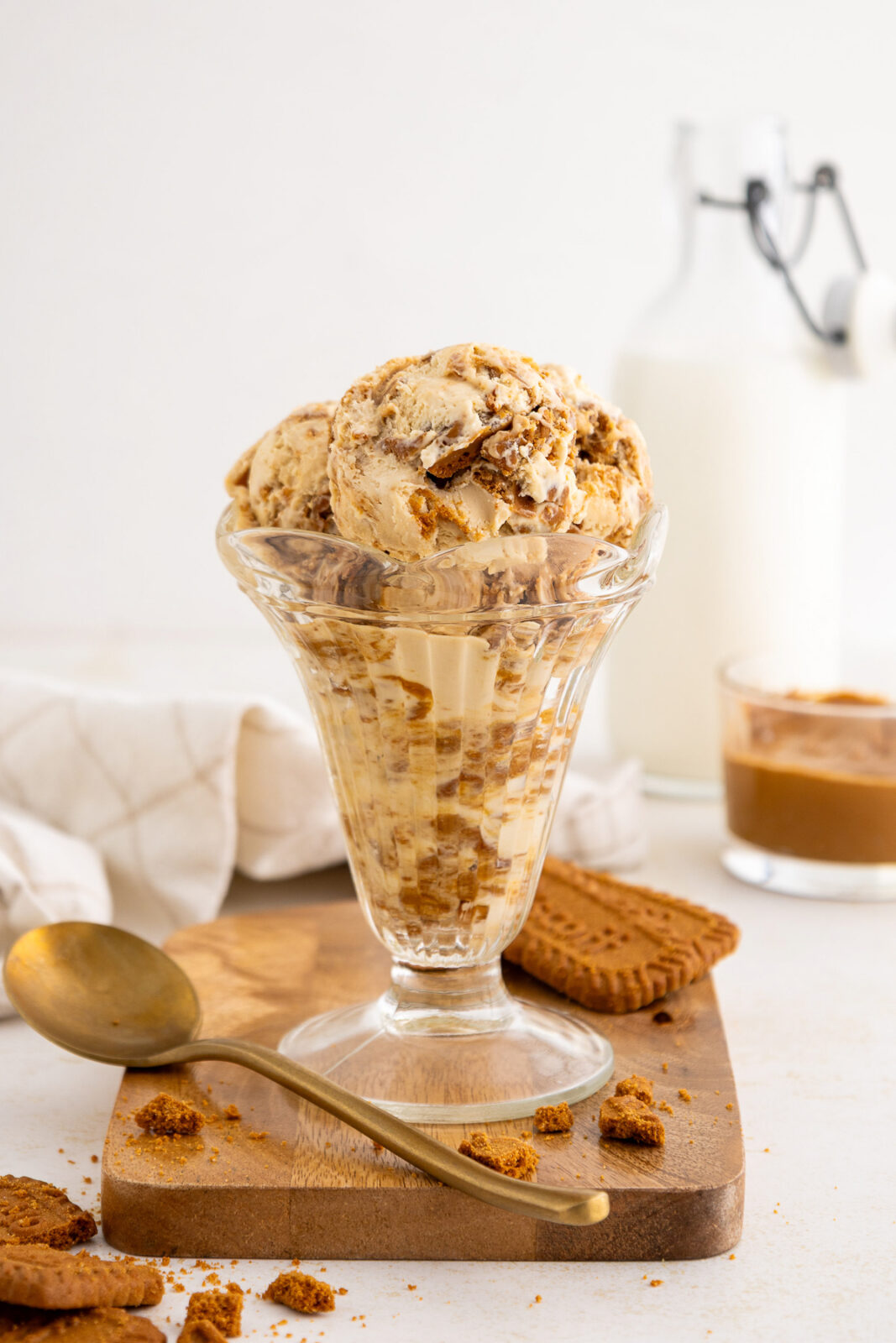 biscoff ice cream in a glass cup