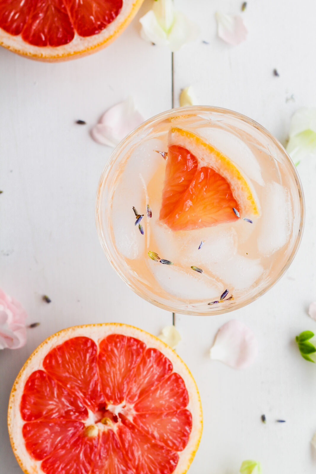 close up of a cocktail with a slice of grapefruit