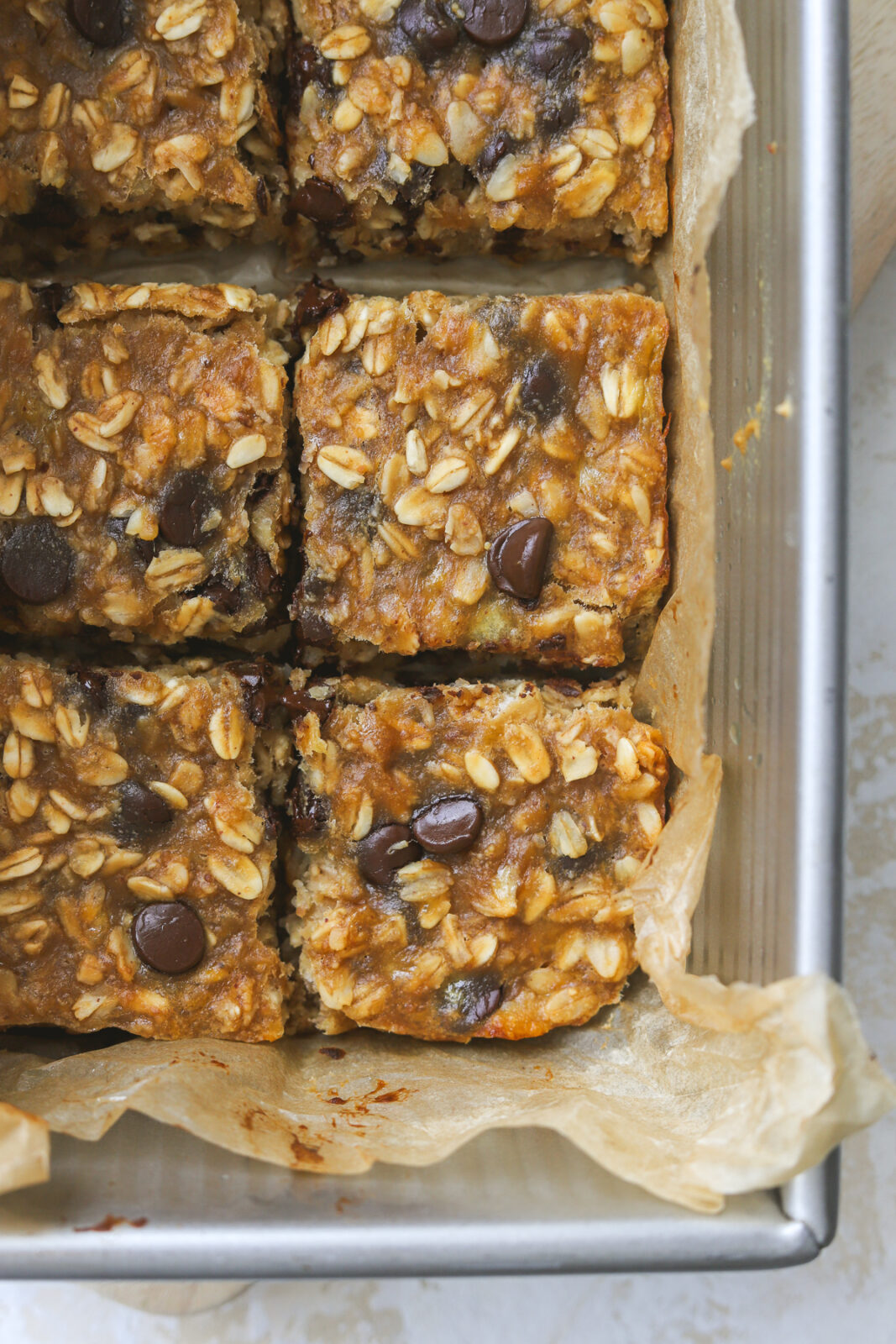 close up of cooked 4 ingredient banana oat bars